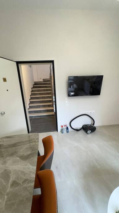 New Center Apartment Near Metro 아테네 외부 사진