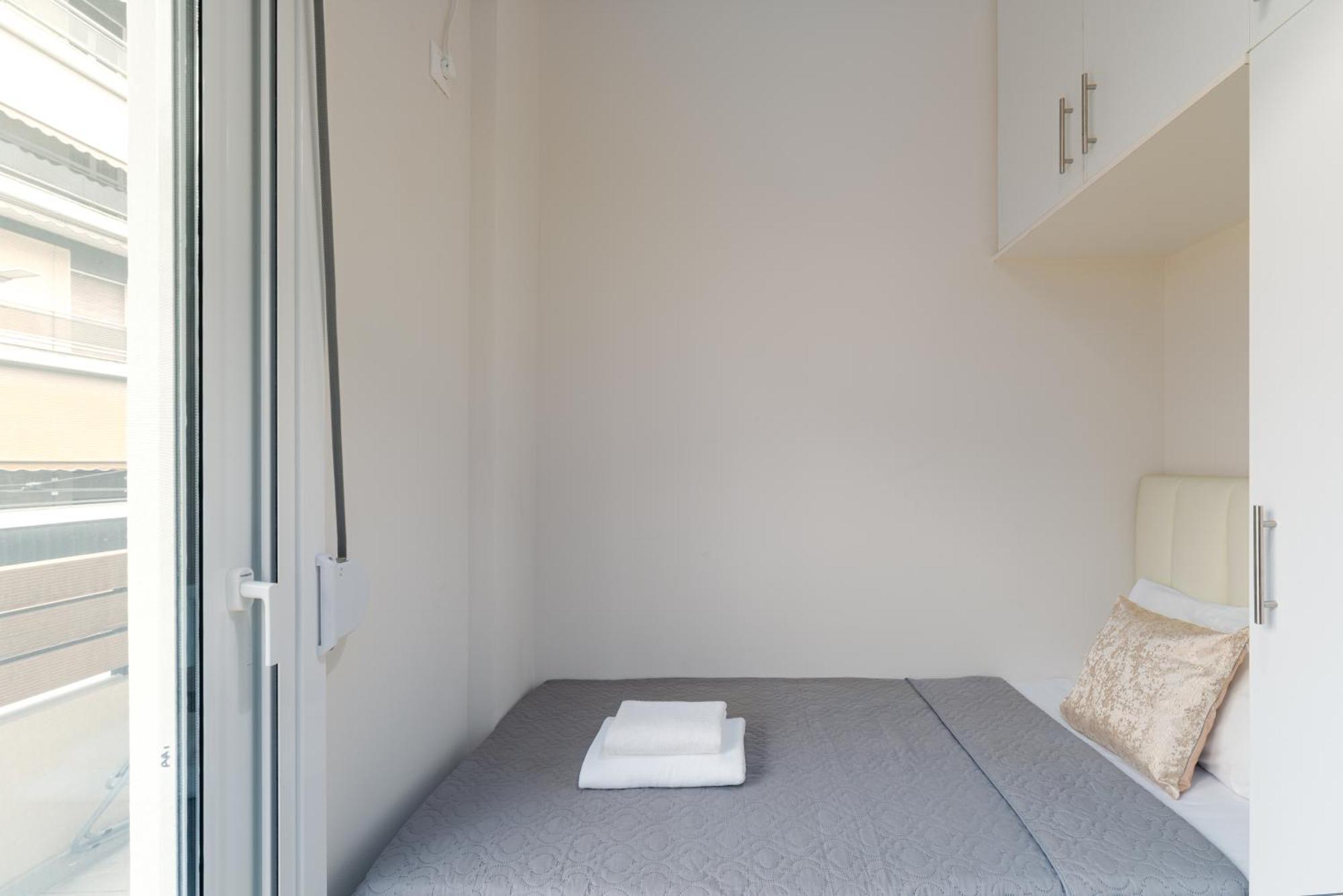 New Center Apartment Near Metro 아테네 외부 사진